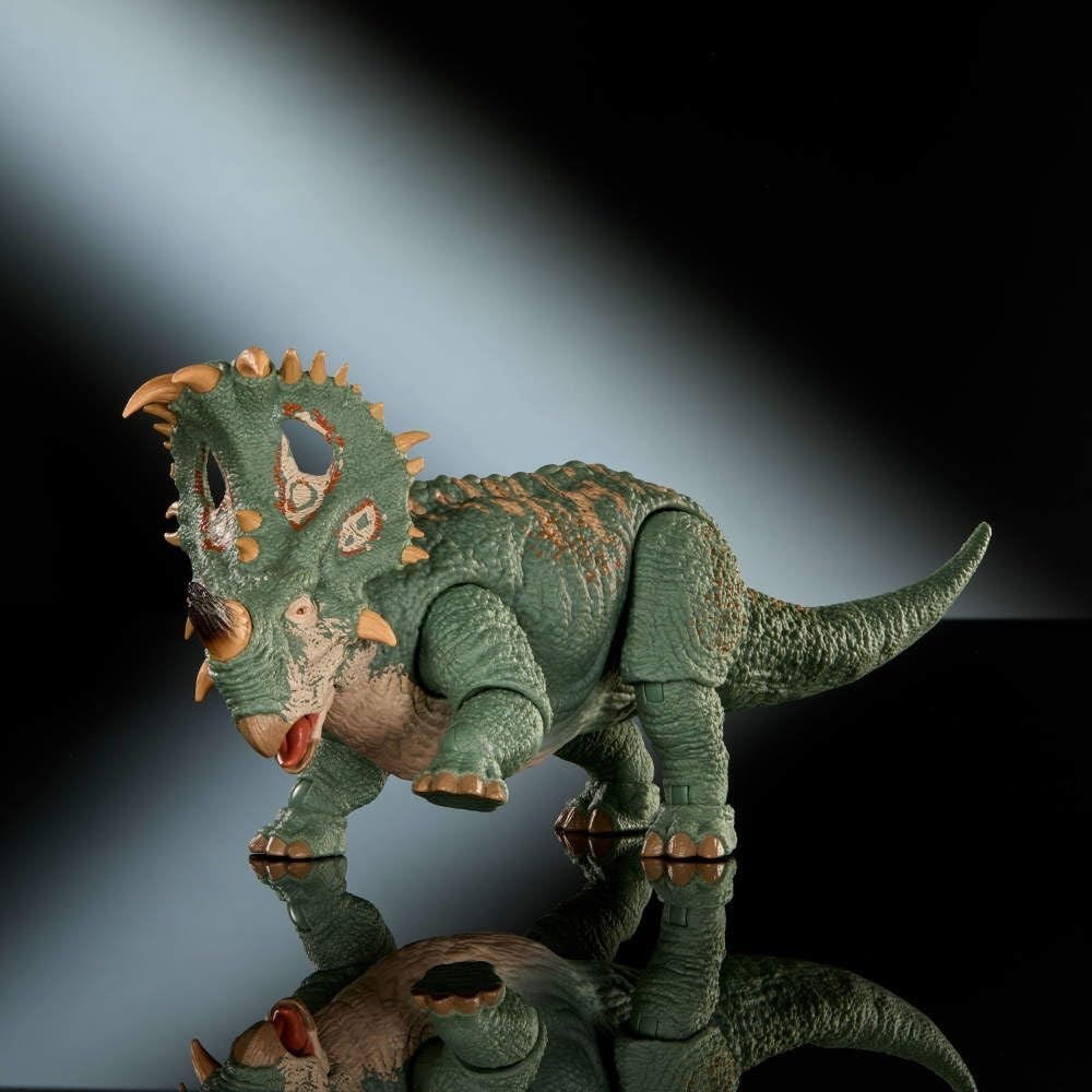 image:imageMattel Jurassic World Hammond Collection Sinoceratops Deluxe Articulated Action Figure Large Size Posable Tail