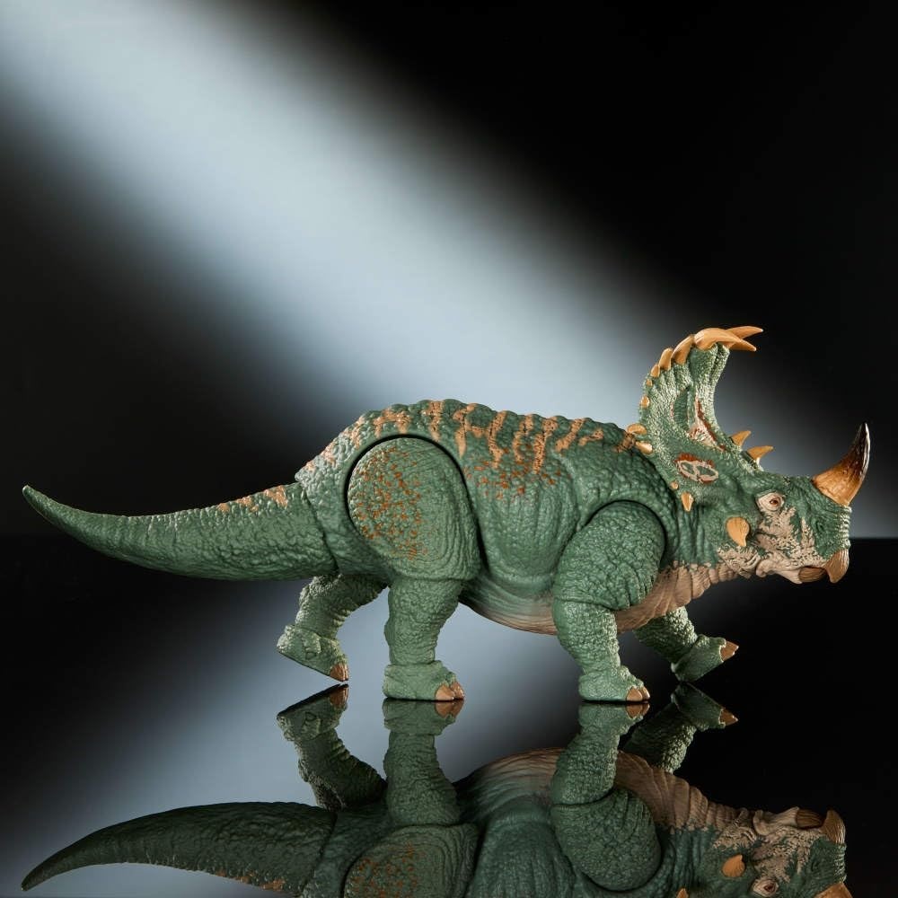 image:imageMattel Jurassic World Hammond Collection Sinoceratops Deluxe Articulated Action Figure Large Size Posable Tail